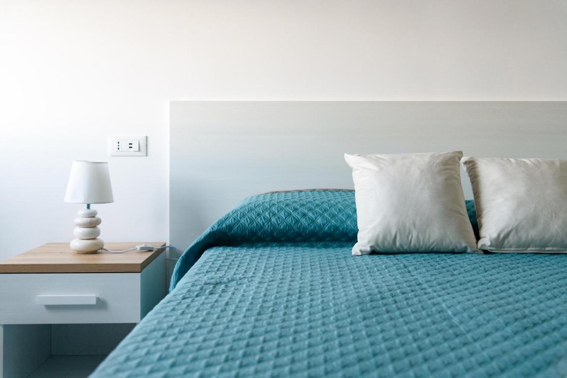 Sorrentovibes - Sea View Rooftop Apartment With Jacuzzi & Garden Buitenkant foto